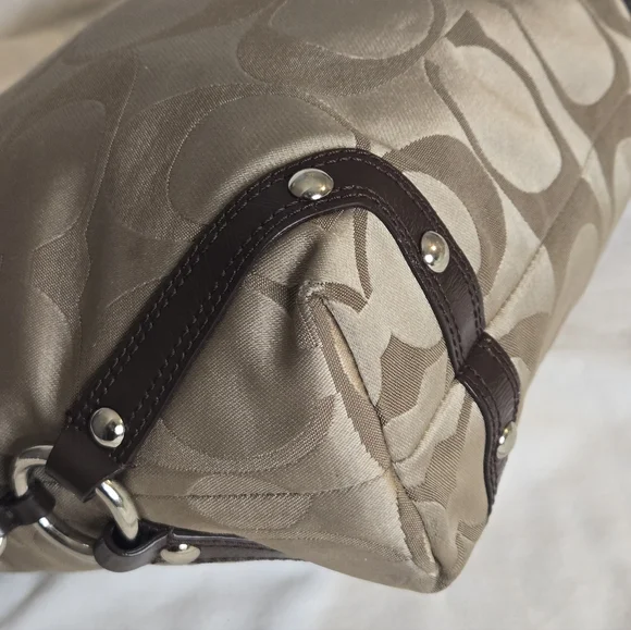 Coach 15250 Carly Signature Shoulder Purse - Picture 12 of 16